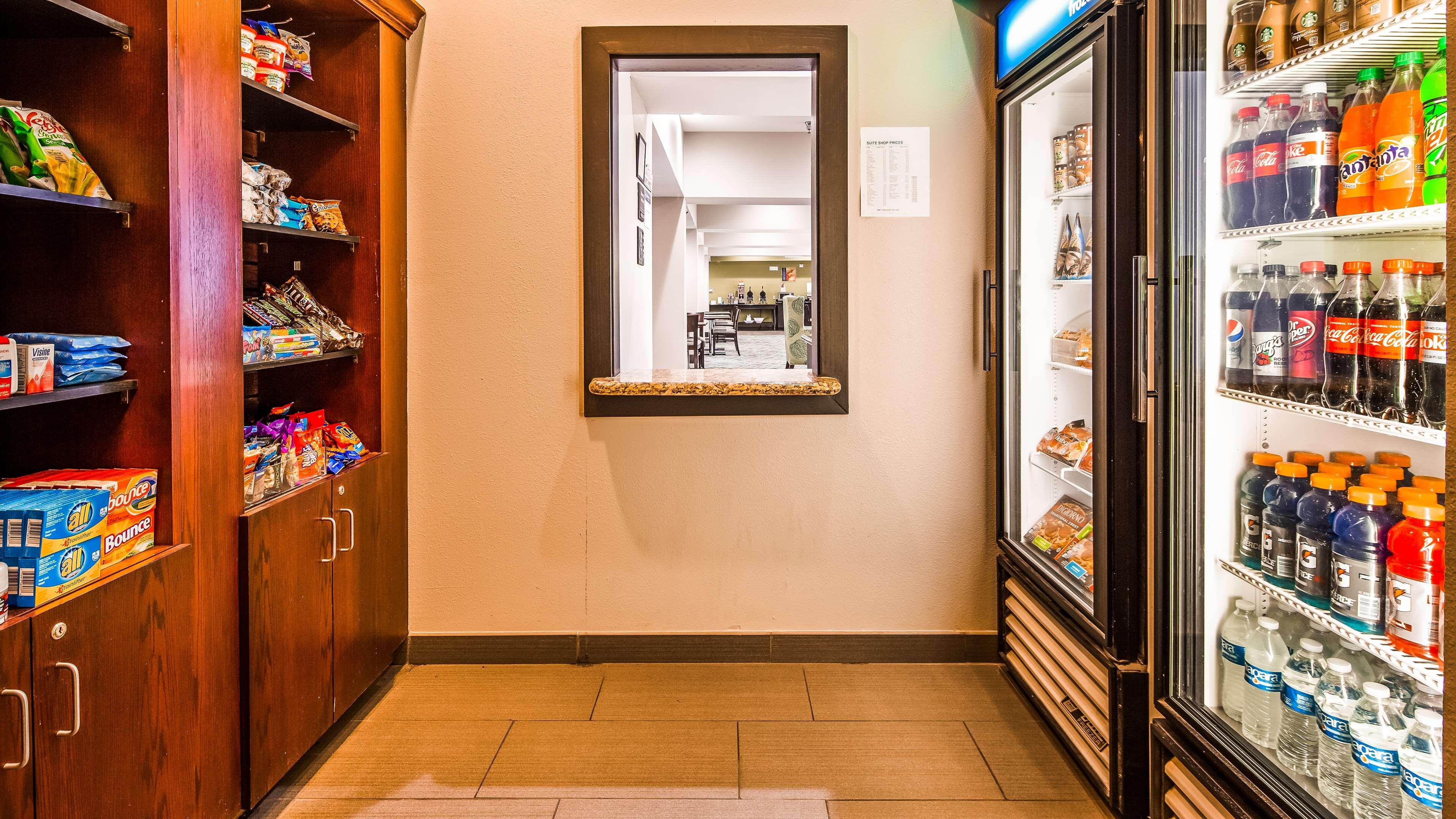 Best Western Golden Prairie Inn And Suites Sidney Exteriör bild