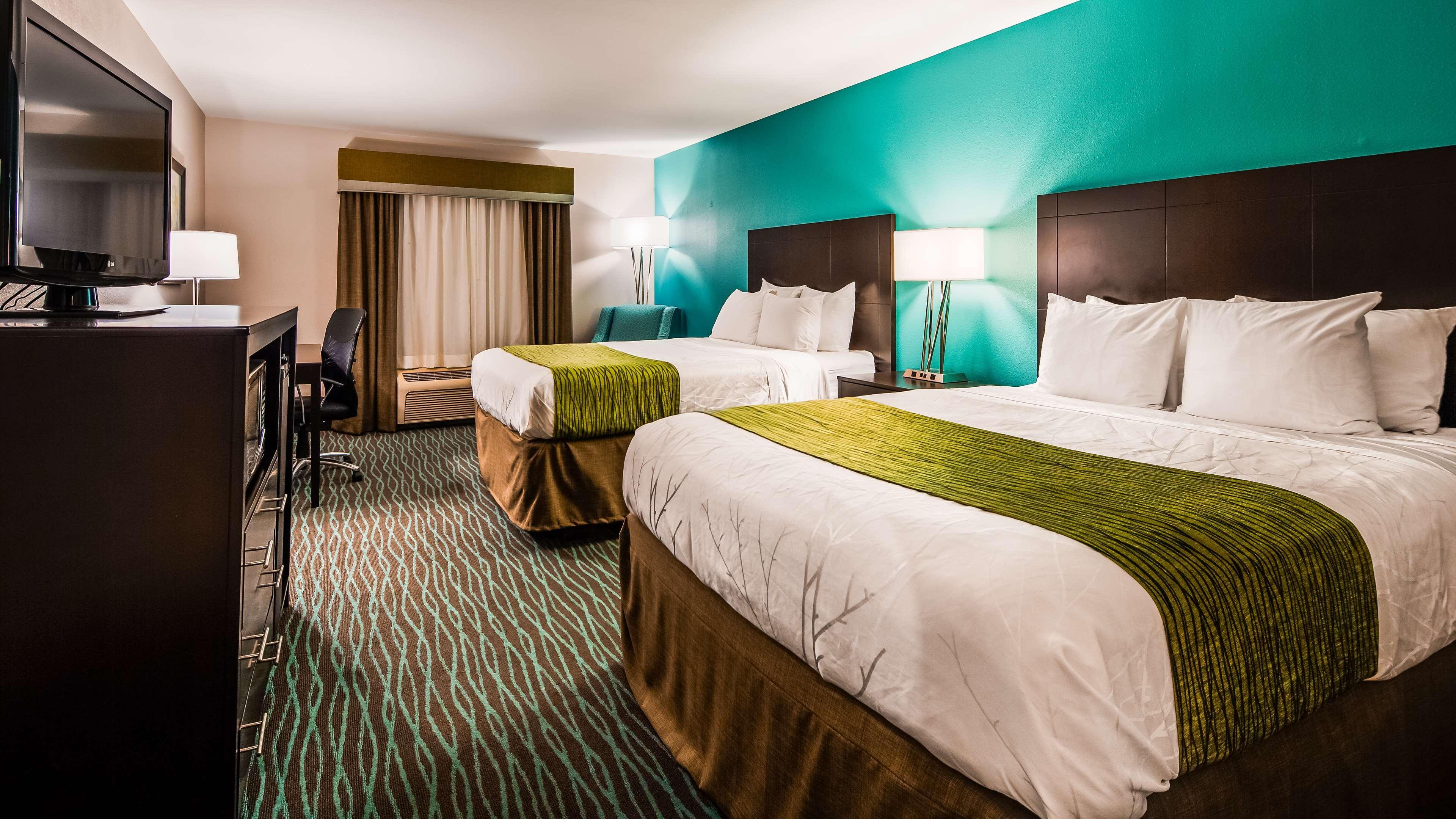 Best Western Golden Prairie Inn And Suites Sidney Exteriör bild