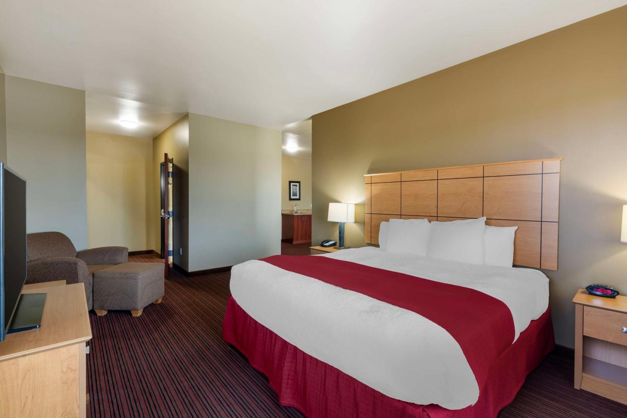 Best Western Golden Prairie Inn And Suites Sidney Exteriör bild