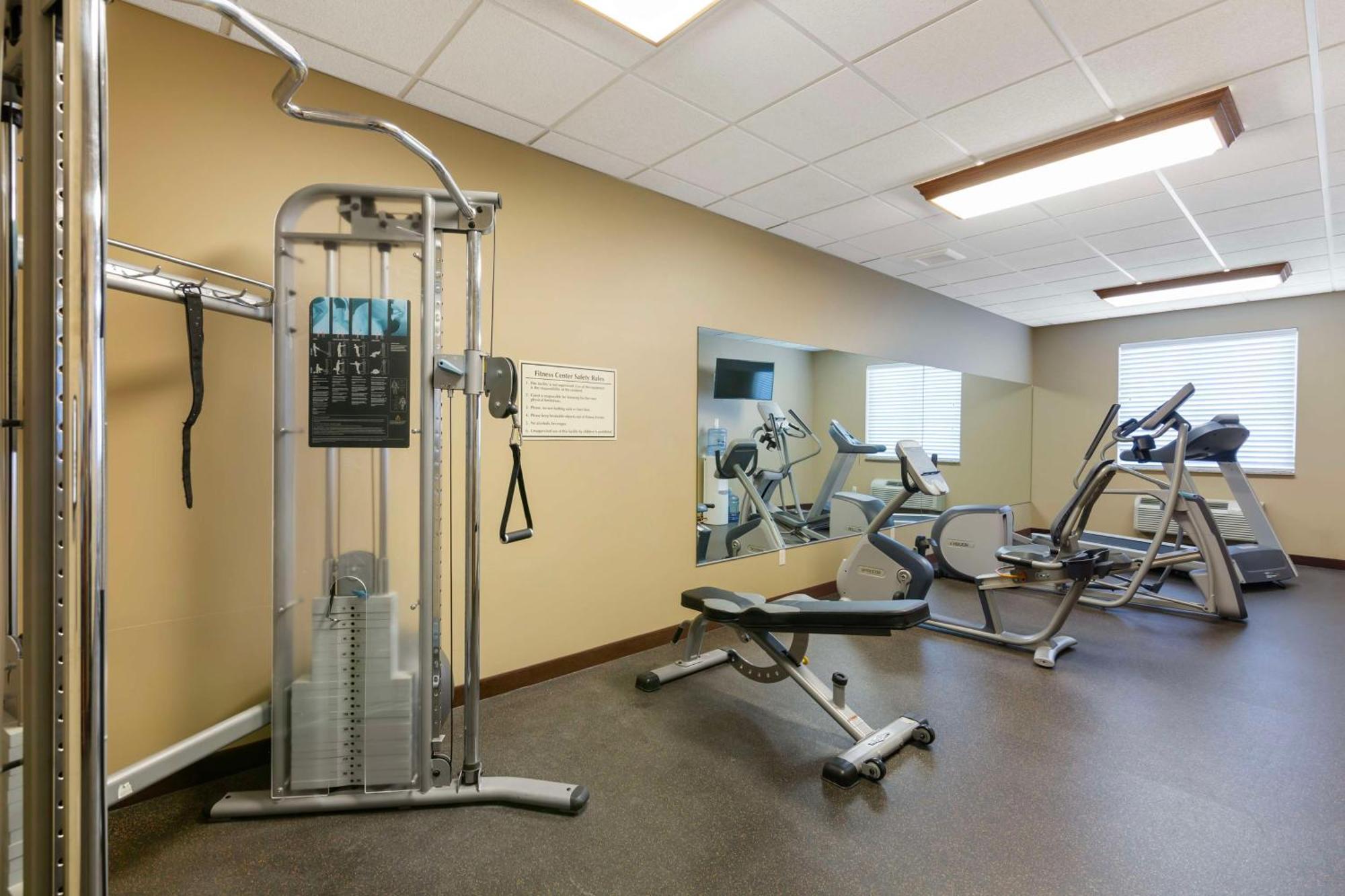 Best Western Golden Prairie Inn And Suites Sidney Exteriör bild